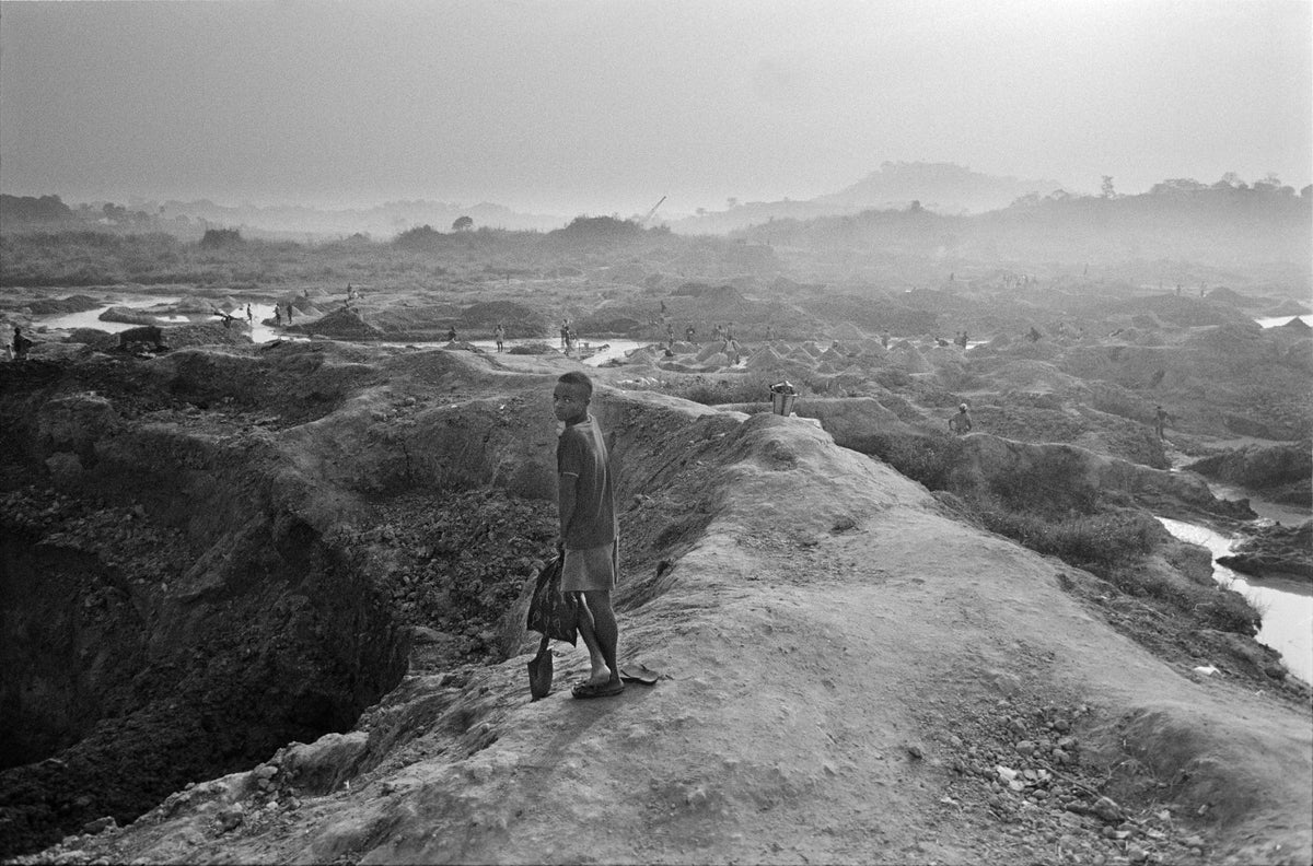 Boy in the diamond mines of Koidu, SierraLeone.