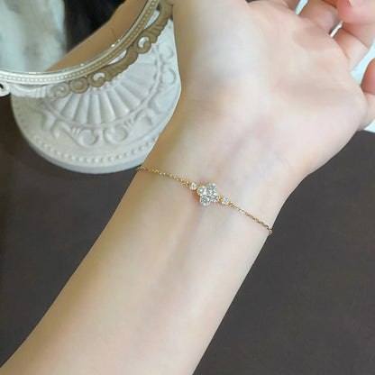 0.49 ctw Four-Leaf Clover Adjustable Round-Cut Lab-Grown Diamond Bracelet in 18K Yellow Gold