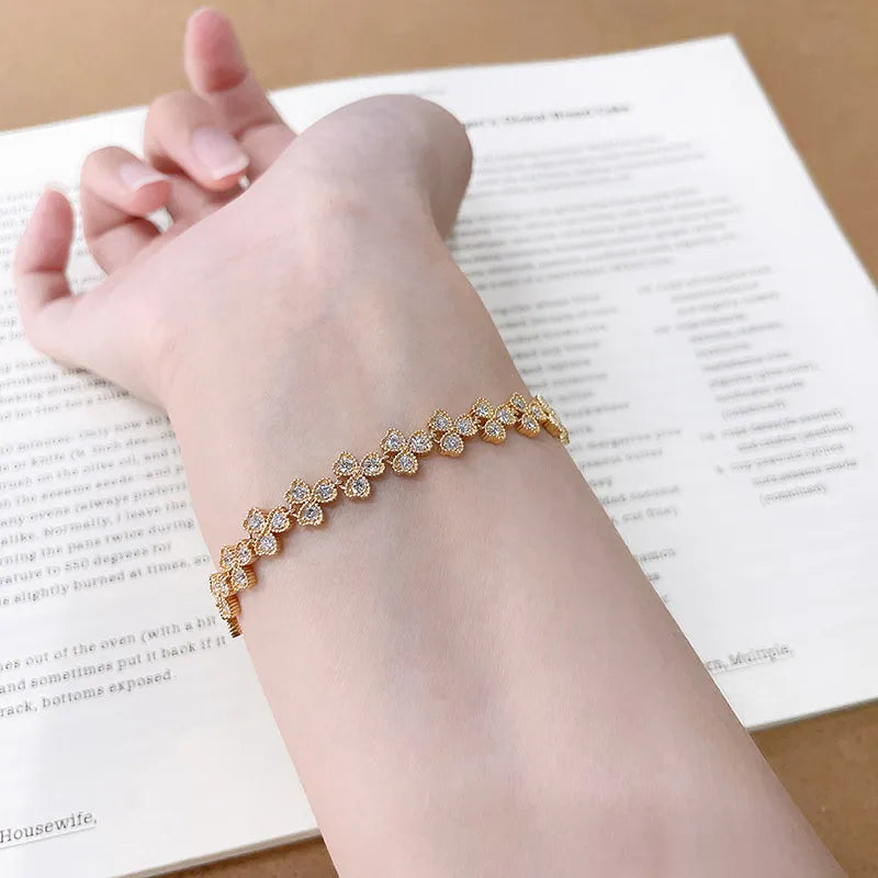 2.4 ctw Four-Leaf Clover Pavé Round-Cut Lab-Grown Diamond Bracelet in 18K Yellow Gold