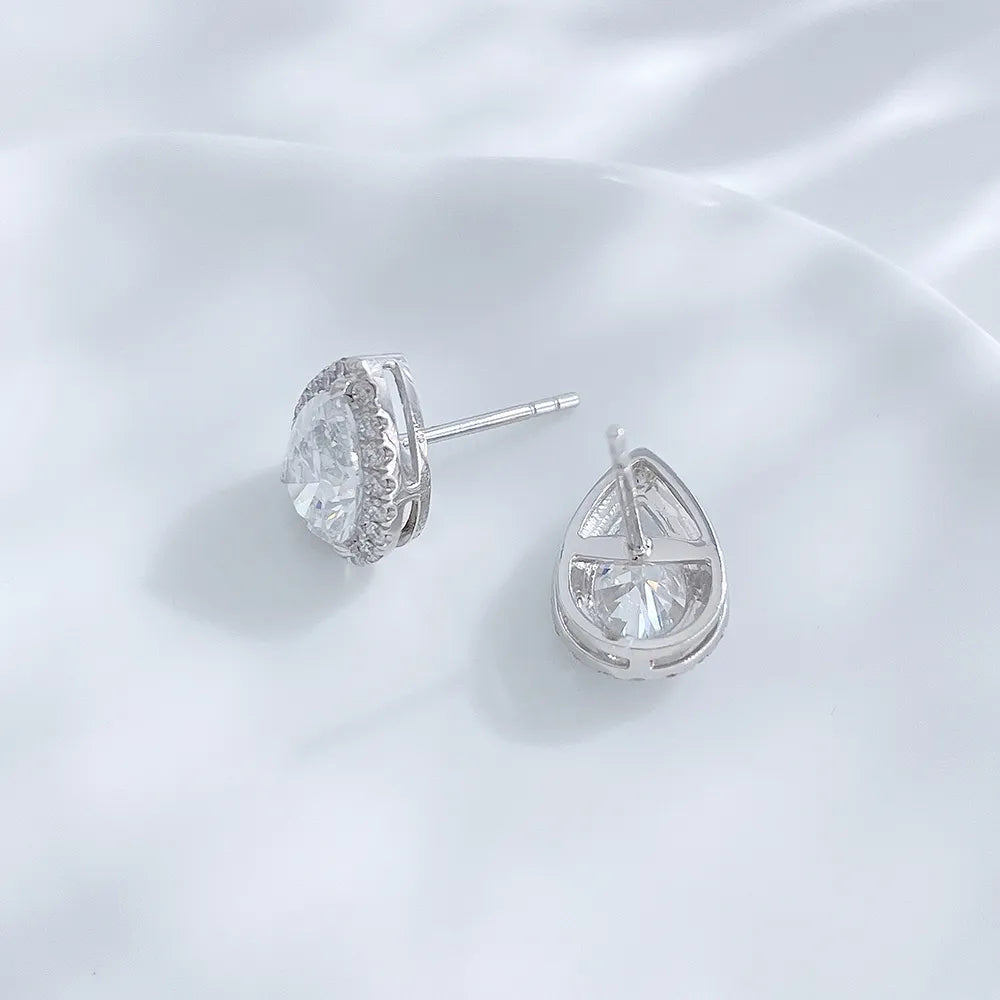 1.05 ctw Pear-Cut Lab-Grown Diamond Stud Earrings in PT950 Platinum