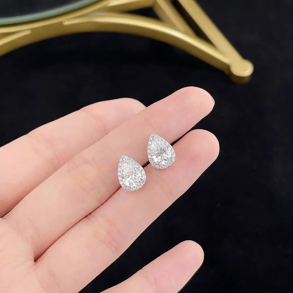 1.05 ctw Pear-Cut Lab-Grown Diamond Stud Earrings in PT950 Platinum