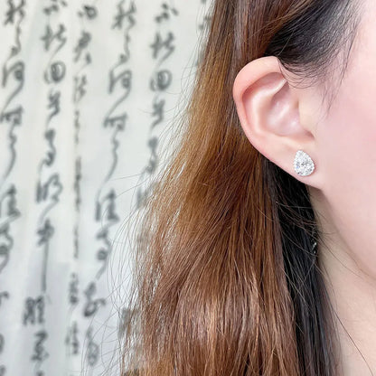 1.05 ctw Pear-Cut Lab-Grown Diamond Stud Earrings in PT950 Platinum