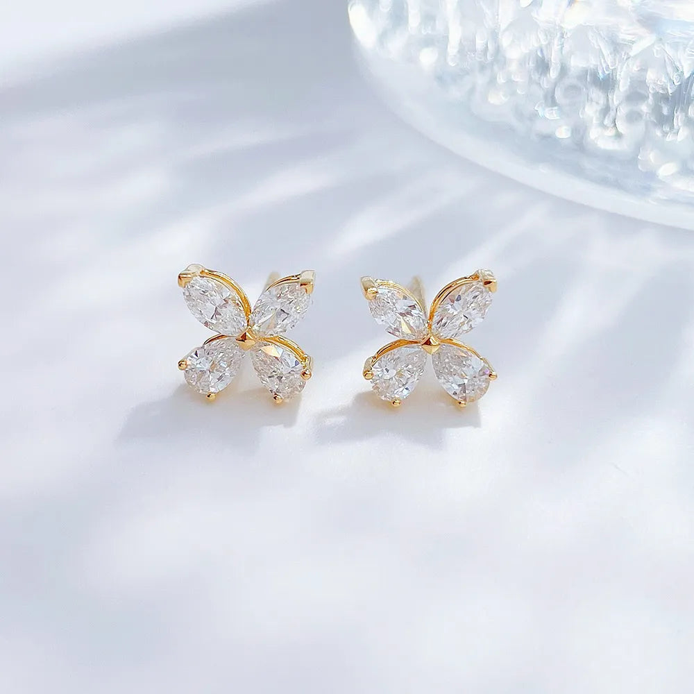 0.82 ctw Mixed-Cut Lab-Grown Diamond Earrings in 18K Yellow Gold