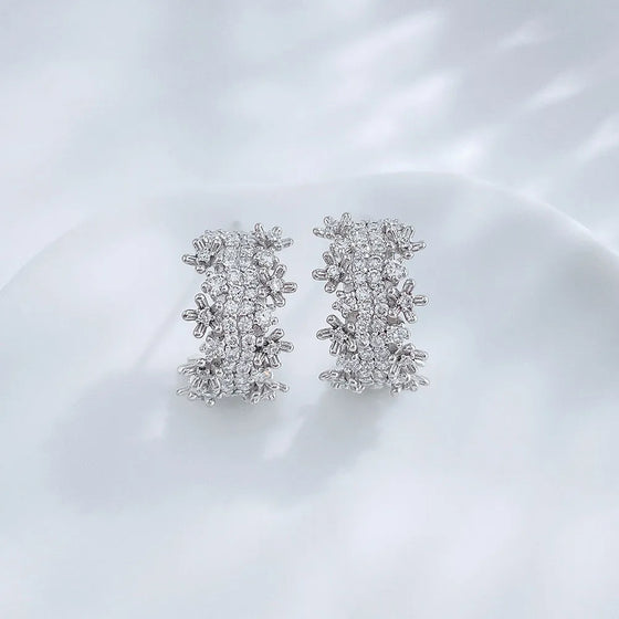 1.35 ctw Floral Round-Cut Lab-Grown Diamond Earrings in PT950 Platinum