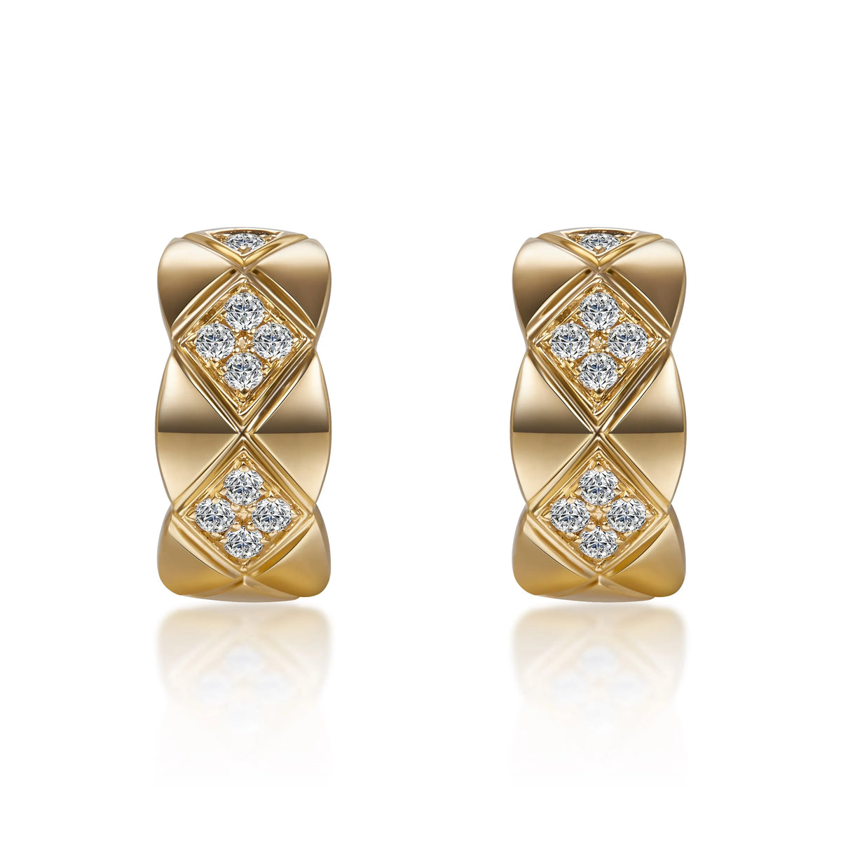 0.25 ctw Cluster Round-Cut Lab-Grown Diamond Earrings in 18K Yellow Gold