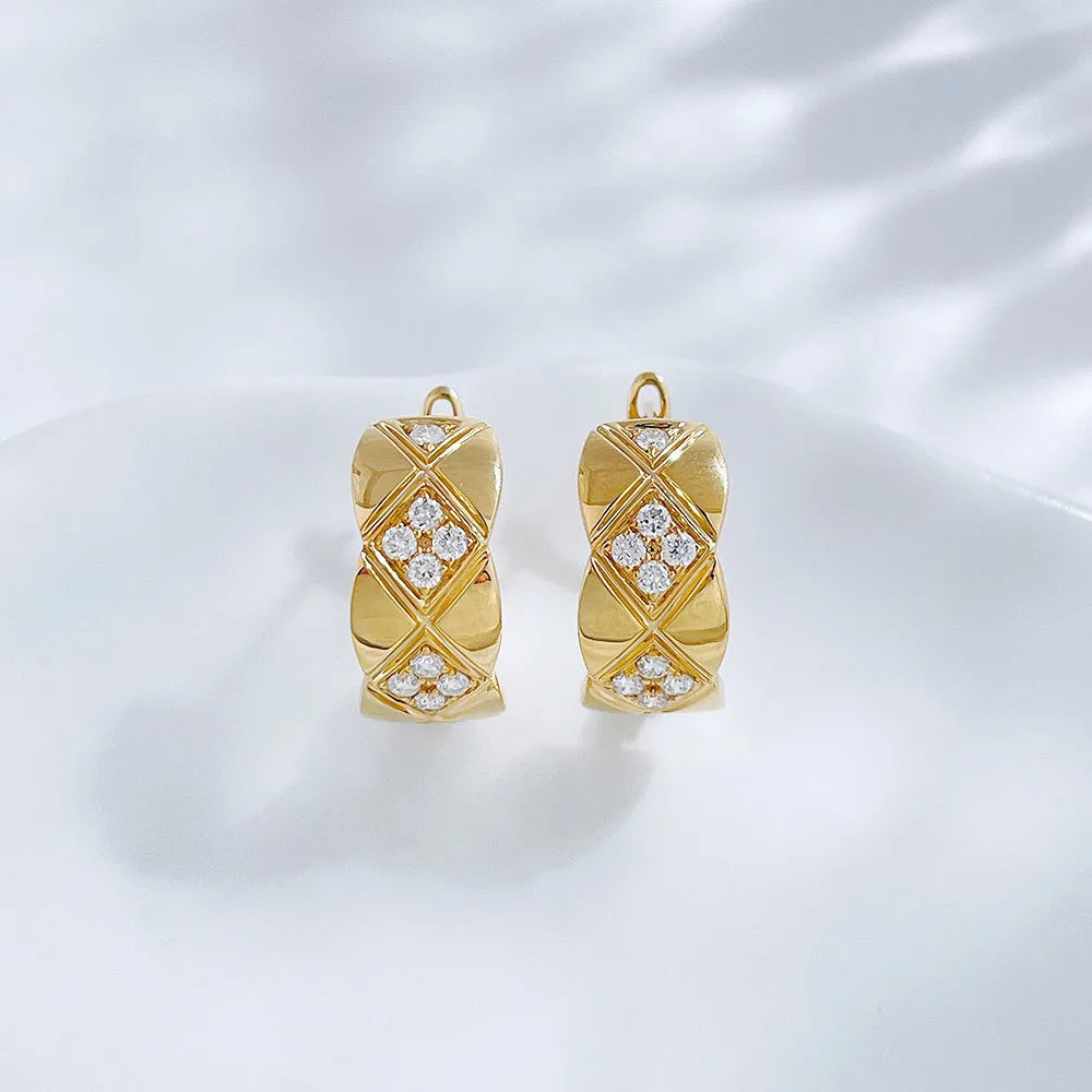 0.25 ctw Cluster Round-Cut Lab-Grown Diamond Earrings in 18K Yellow Gold