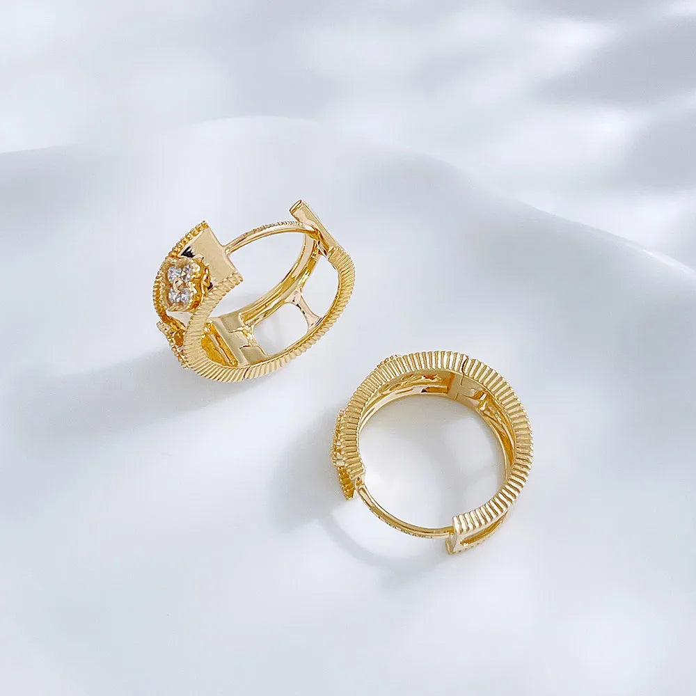 0.16 ctw Floral Round-Cut Lab-Grown Diamond Earrings in 18K Yellow Gold