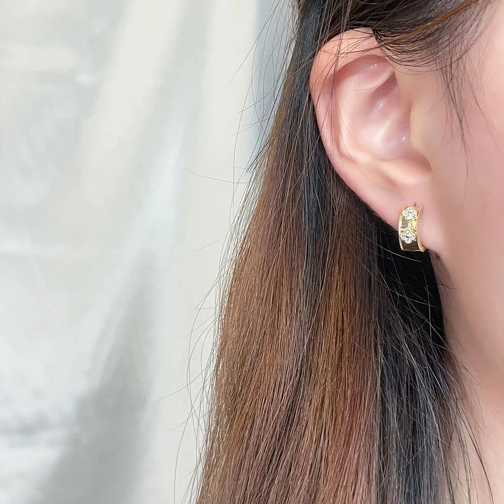 0.16 ctw Floral Round-Cut Lab-Grown Diamond Earrings in 18K Yellow Gold