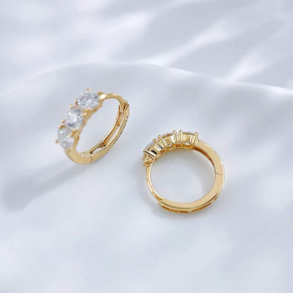 0.7 ctw Round-Cut Lab-Grown Diamond Earrings in 18K Yellow Gold