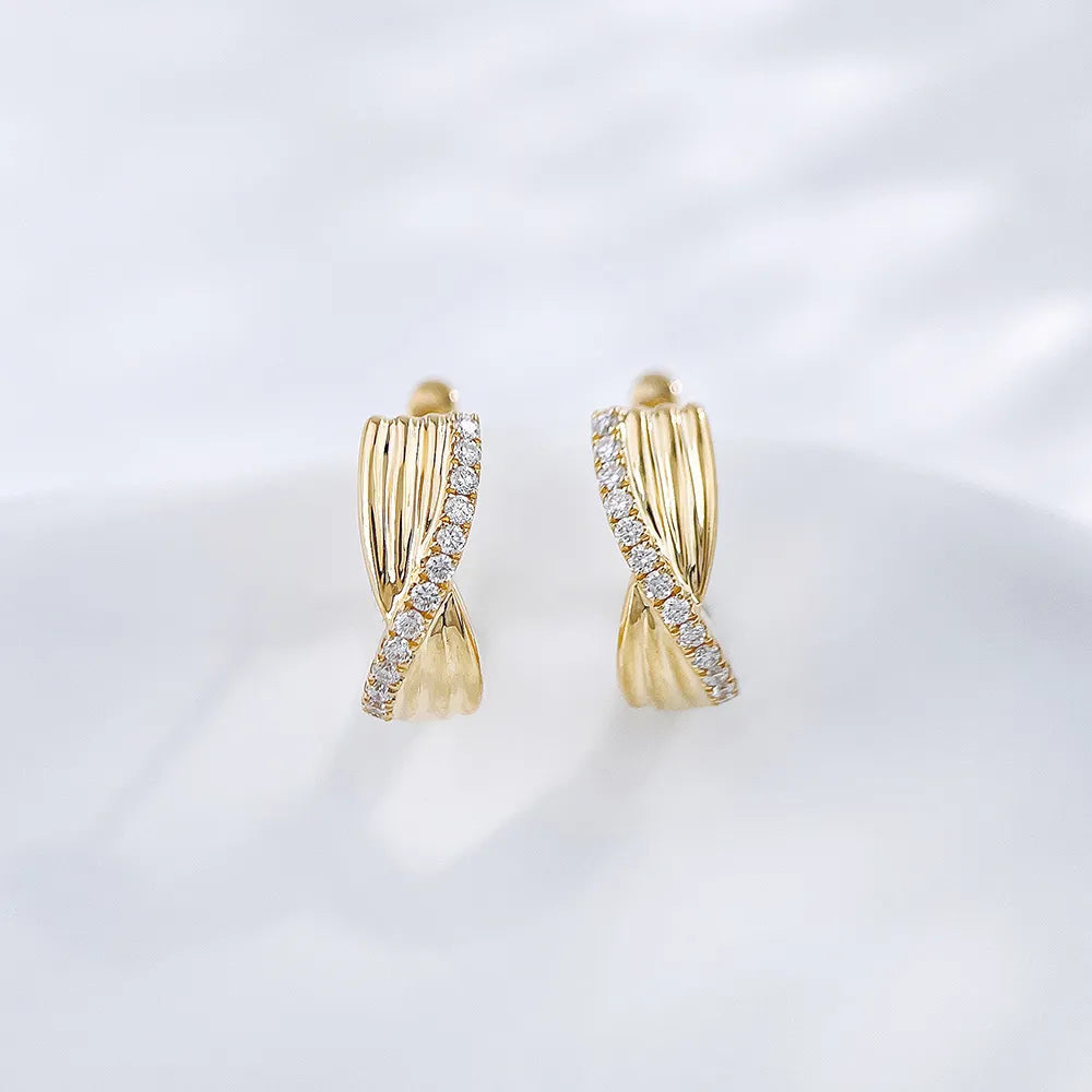 0.15 ctw Round-Cut Lab-Grown Diamond Earrings in 18K Yellow Gold