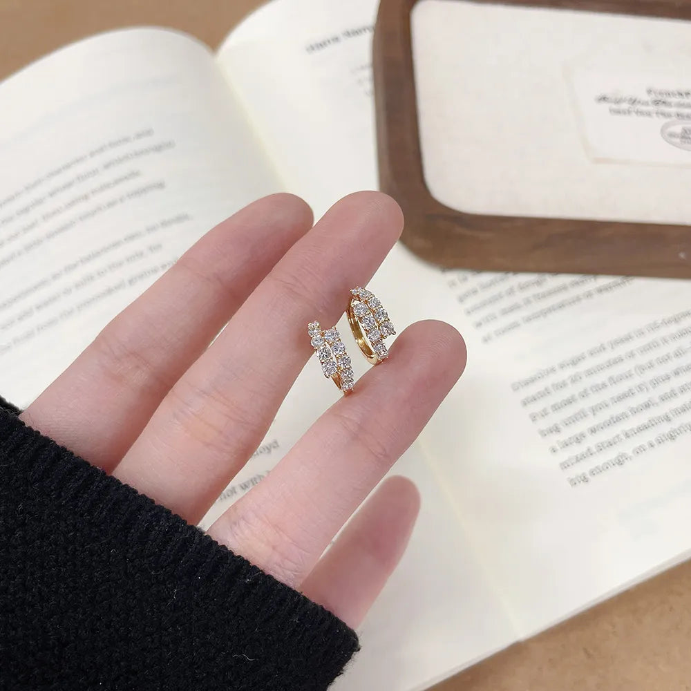0.83 ctw Round-Cut Lab-Grown Diamond Earrings in 18K Yellow Gold