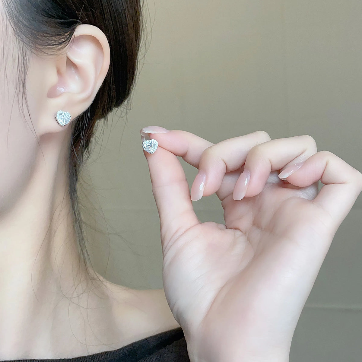 1.02 ctw Celestial Three-Prong Heart-Cut Lab-Grown Diamond Earrings in PT950 Platinum