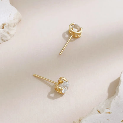 1.04 ctw Classic Round-Cut Lab-Grown Diamond Earrings in 18K Yellow Gold