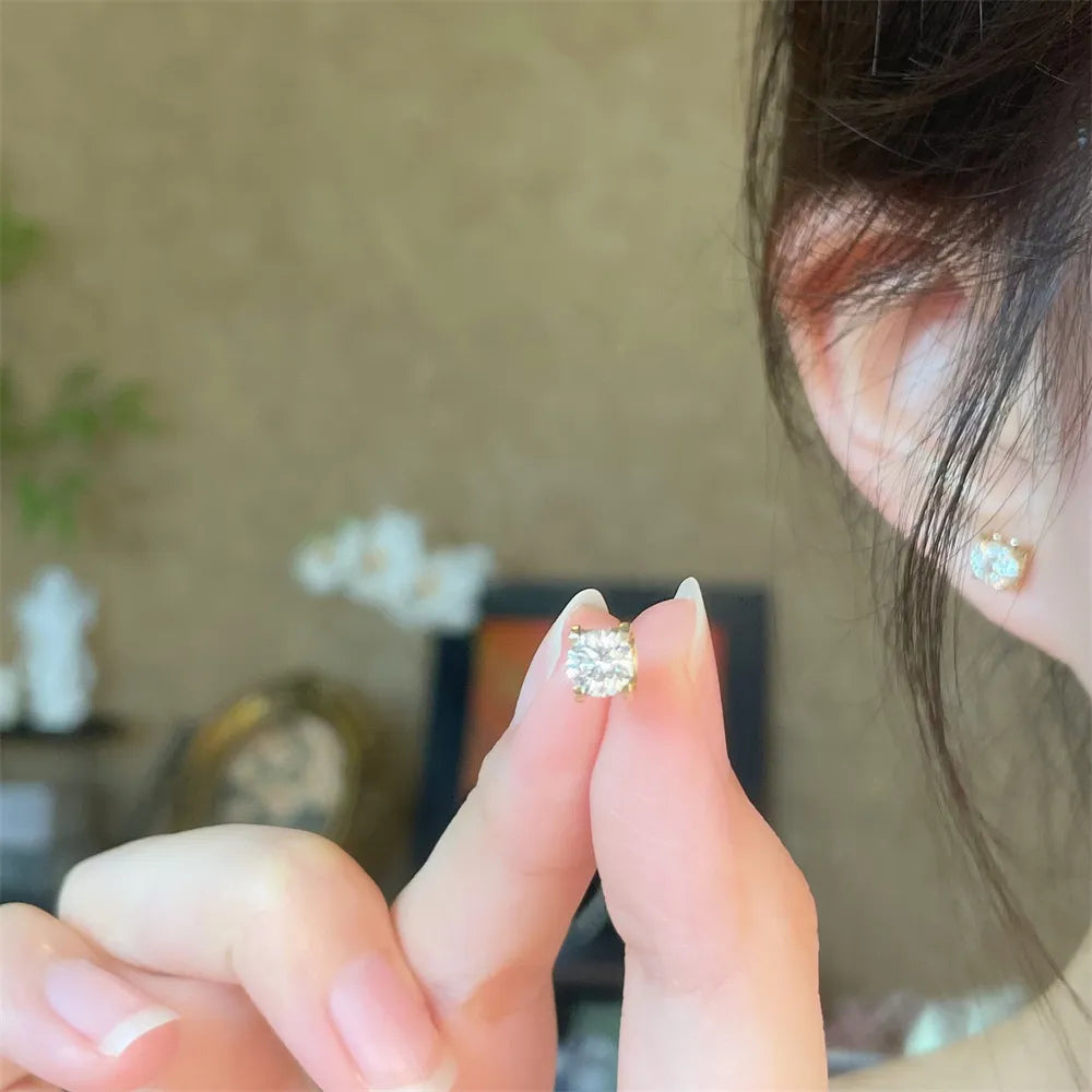 1.04 ctw Classic Round-Cut Lab-Grown Diamond Earrings in 18K Yellow Gold