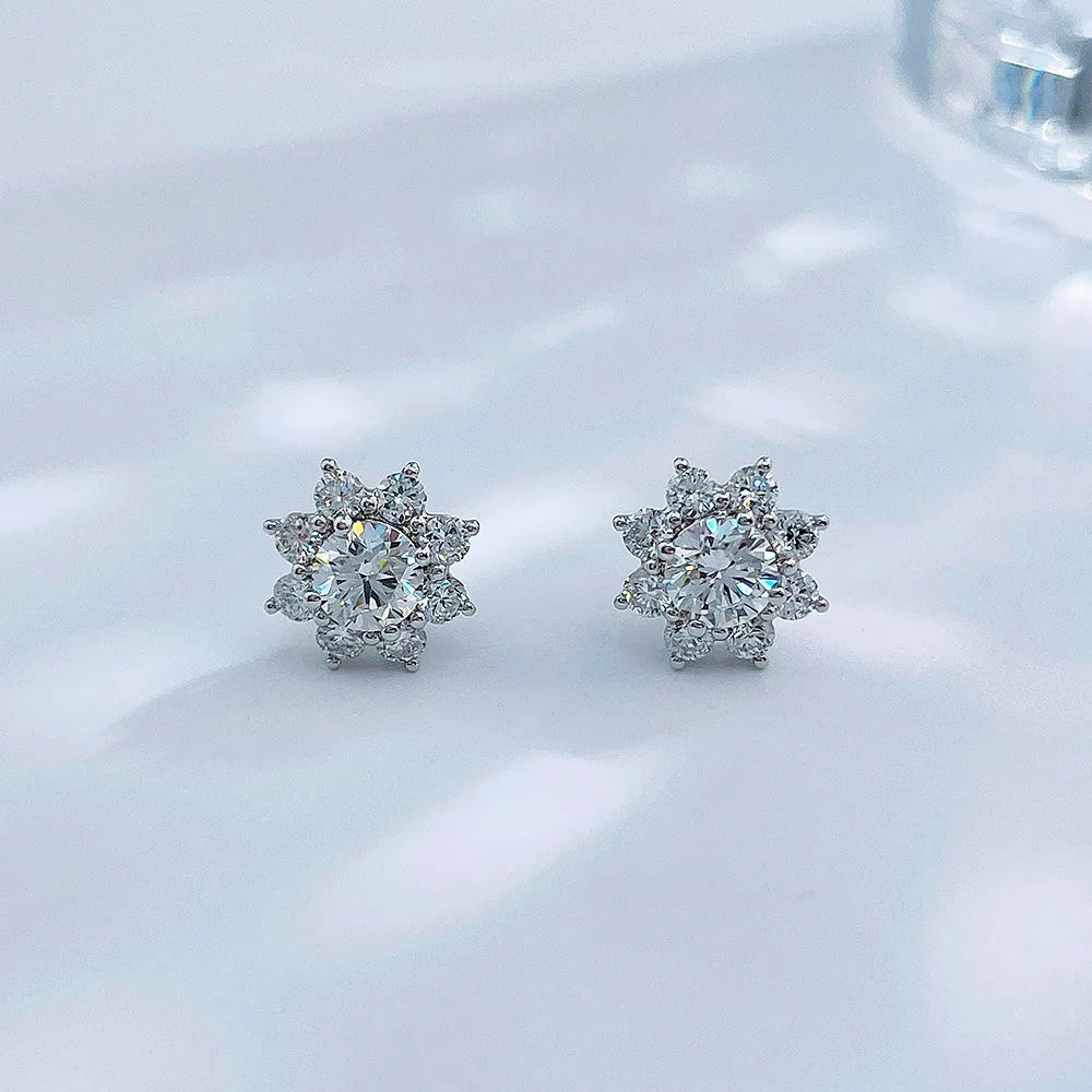 0.62 ctw Floral Mixed-Cut Lab-Grown Diamond Stud Earrings in PT950 Platinum