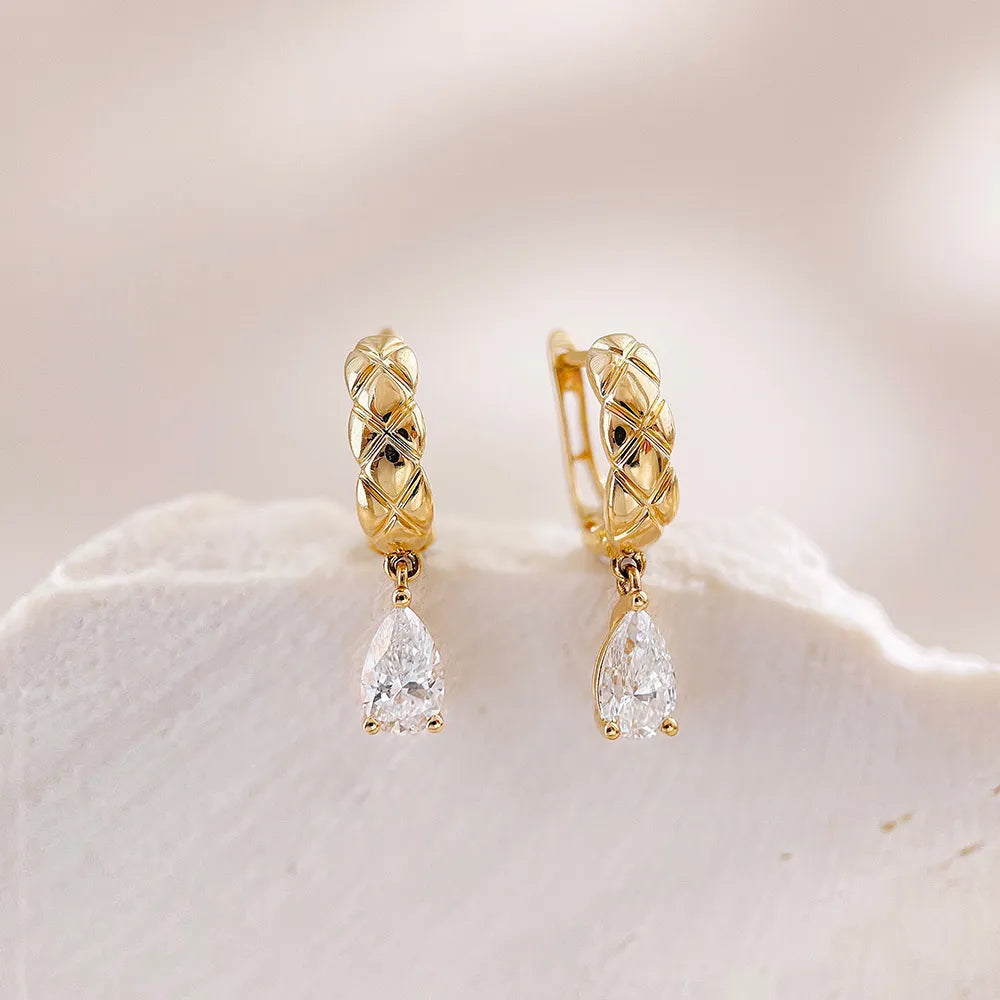 0.66 ctw Vintage Pear-Cut Lab-Grown Diamond Drop Earrings in 18K Yellow Gold