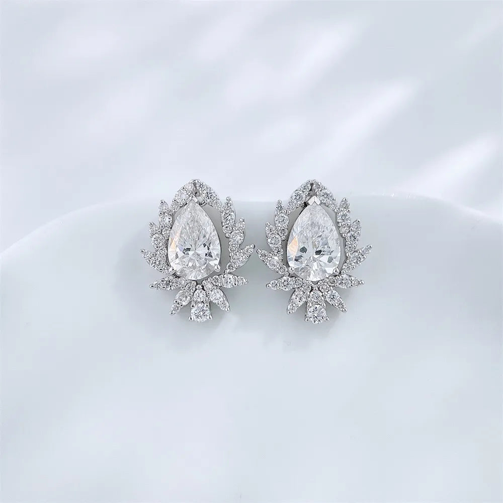 1.05 ctw Pear-Cut Lab-Grown Diamond Stud Earrings in 18K White Gold