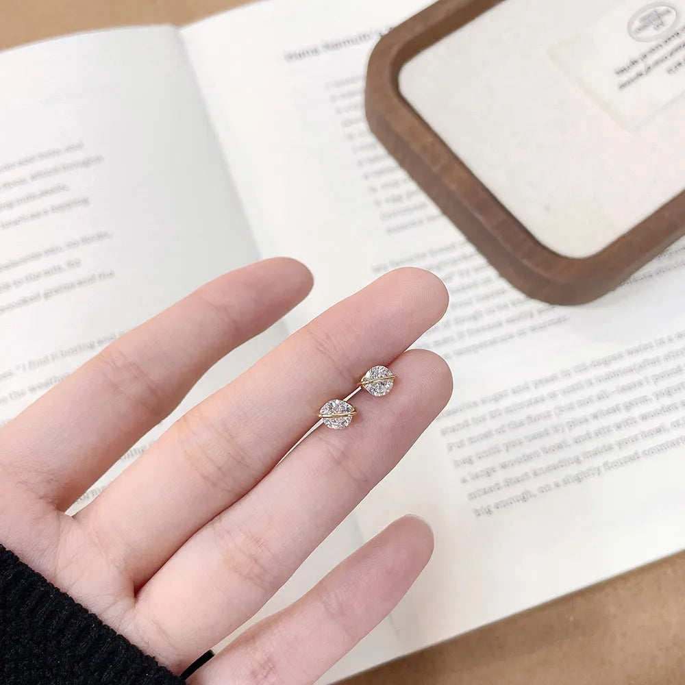 1.04 ctw Minimalist Round-Cut Lab-Grown Diamond Stud Earrings in 18K Yellow Gold