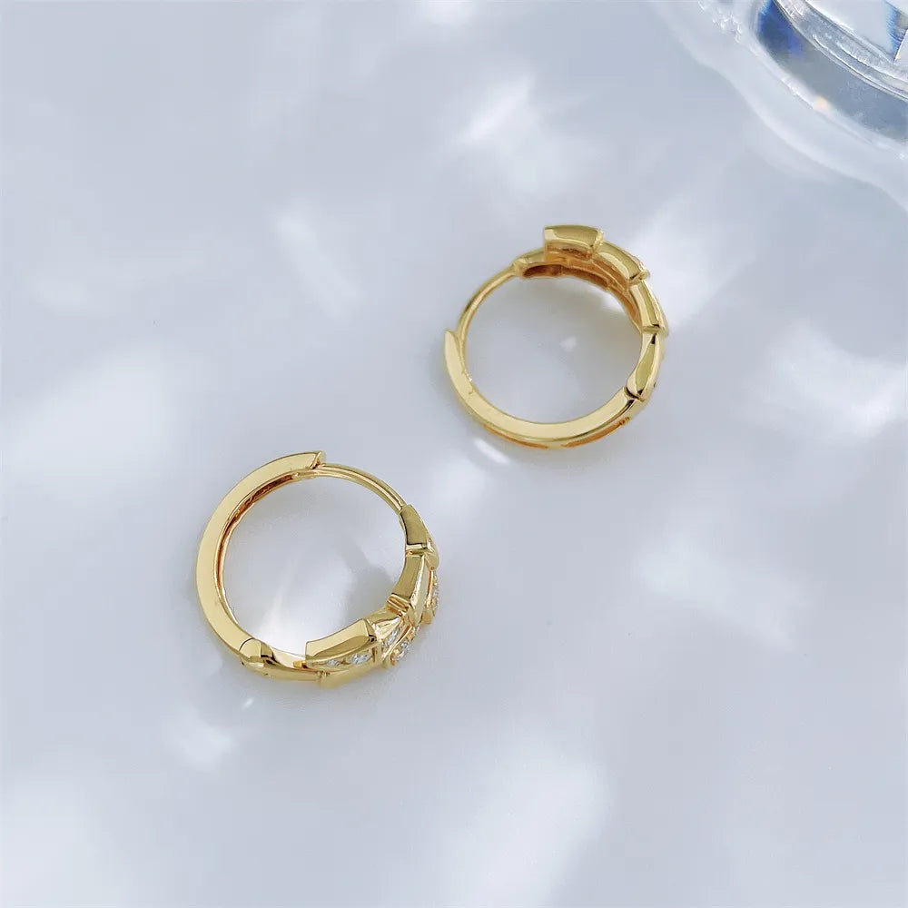 0.17 ctw Round-Cut Lab-Grown Diamond Ear Cuff in 18K Yellow Gold
