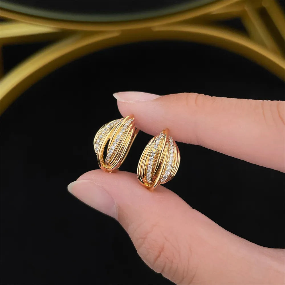 0.22 ctw Round-Cut Lab-Grown Diamond Earrings in 18K Yellow Gold