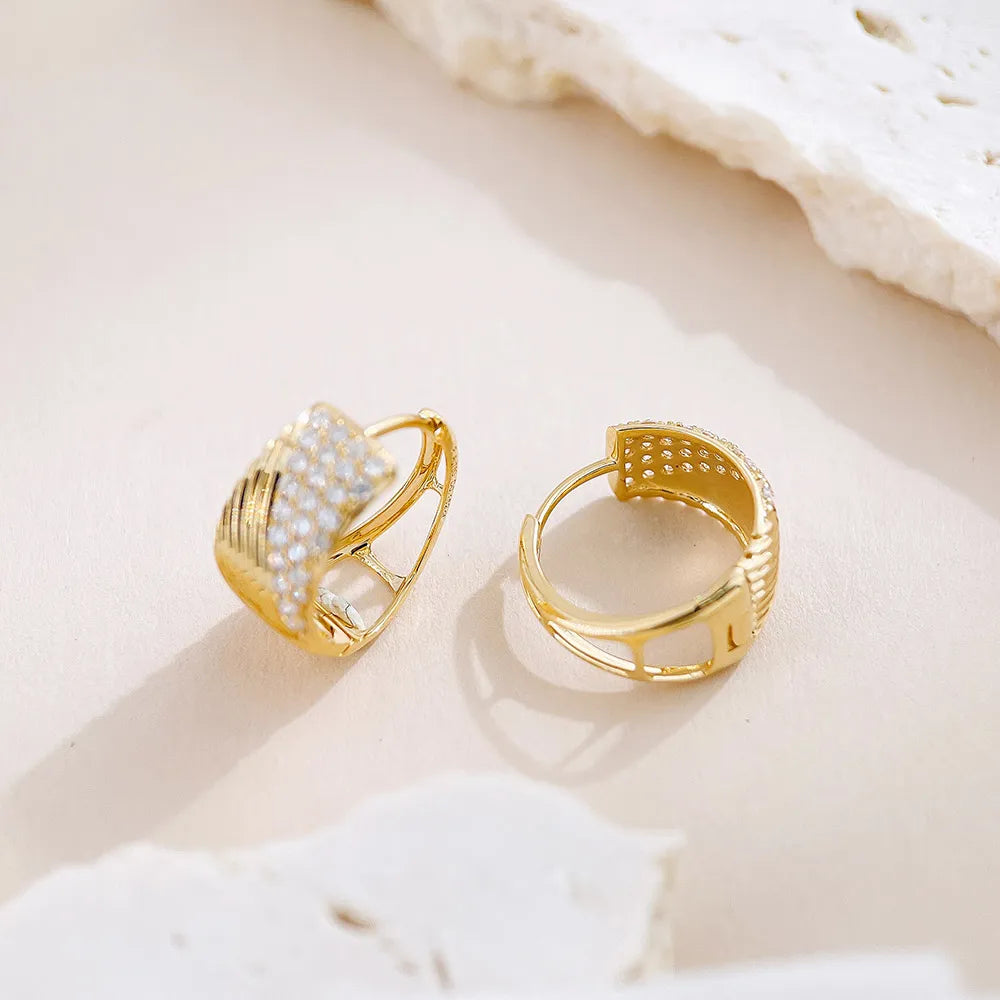 0.29 ctw Vintage Round-Cut Lab-Grown Diamond Earrings in 18K Yellow Gold
