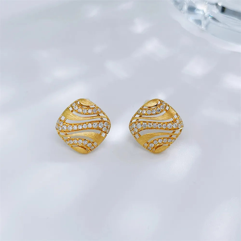 0.32 ctw Round-Cut Lab-Grown Diamond Earrings in 18K Yellow Gold
