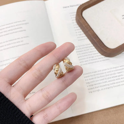 0.49 ctw Bow Round-Cut Lab-Grown Diamond Earrings in 18K Yellow Gold