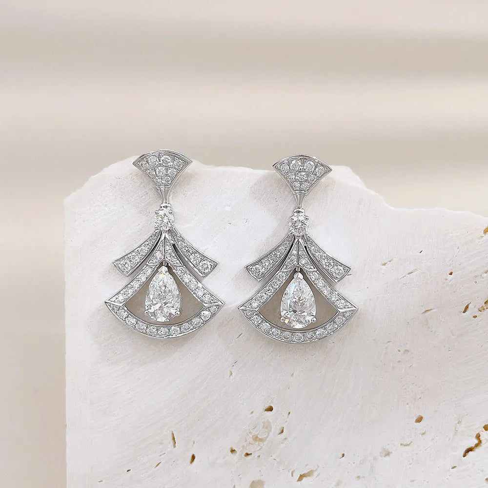 1.05 ctw Pear-Cut Lab-Grown Diamond Drop Earrings in 18K White Gold