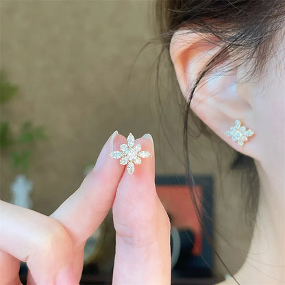 1.14 ctw Mixed-Cut Lab-Grown Diamond Stud Earrings in 18K Yellow Gold
