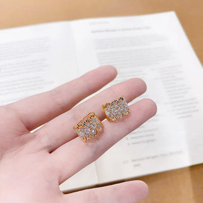 0.76 ctw Vintage Mixed-Cut Lab-Grown Diamond Ear Cuff in 18K Yellow Gold