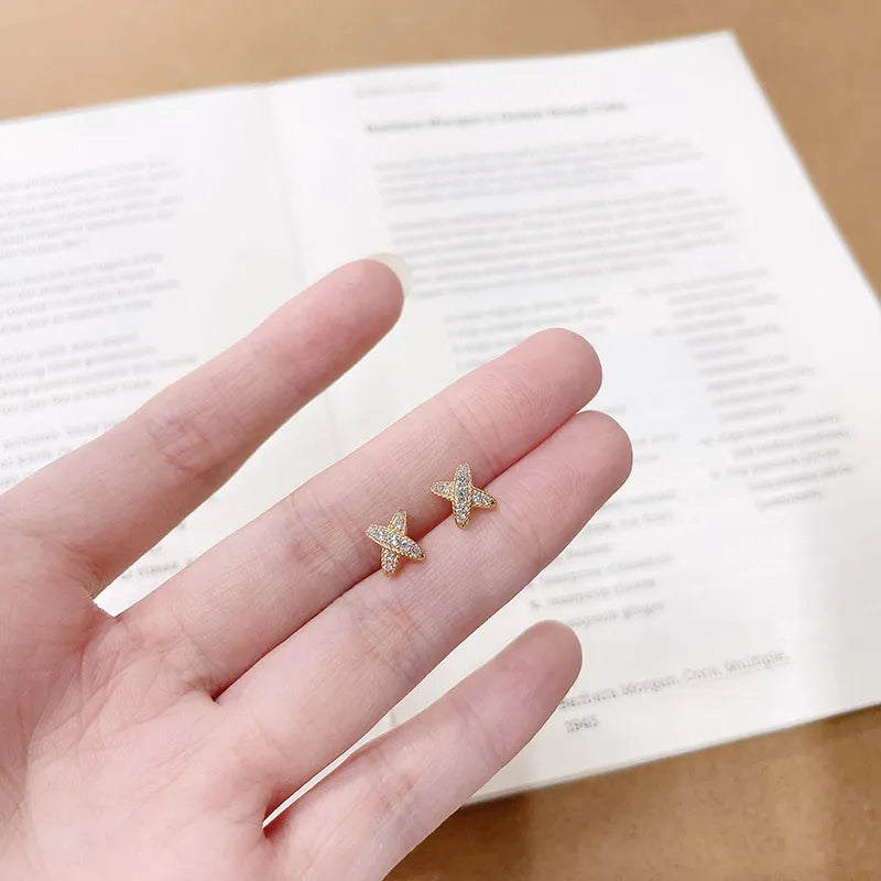 0.18 ctw Cross Round-Cut Lab-Grown Diamond Earrings in 18K Yellow Gold