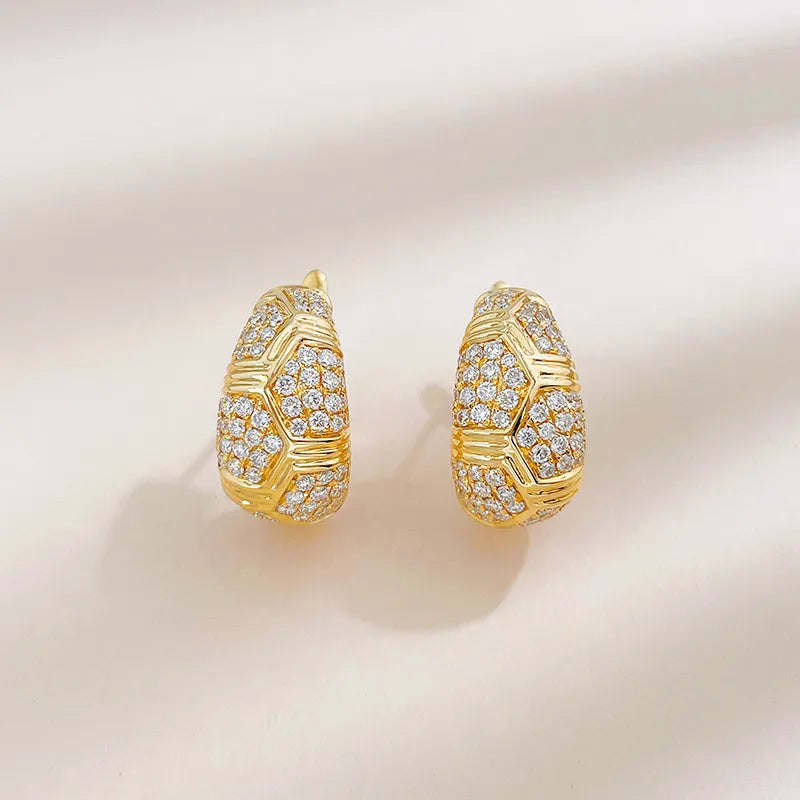 1.57 ctw Geometric Pavé Mixed-Cut Lab-Grown Diamond Ear Cuff in 18K Yellow Gold