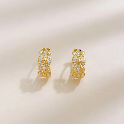 0.17 ctw Cross Round-Cut Lab-Grown Diamond Ear Cuff in 18K Yellow Gold