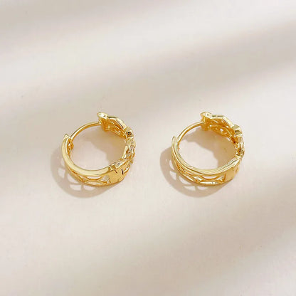 0.17 ctw Cross Round-Cut Lab-Grown Diamond Ear Cuff in 18K Yellow Gold