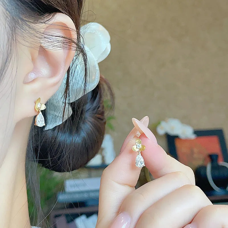1.09 ctw Floral Pear-Cut Lab-Grown Diamond Drop Earrings in 18K Yellow Gold