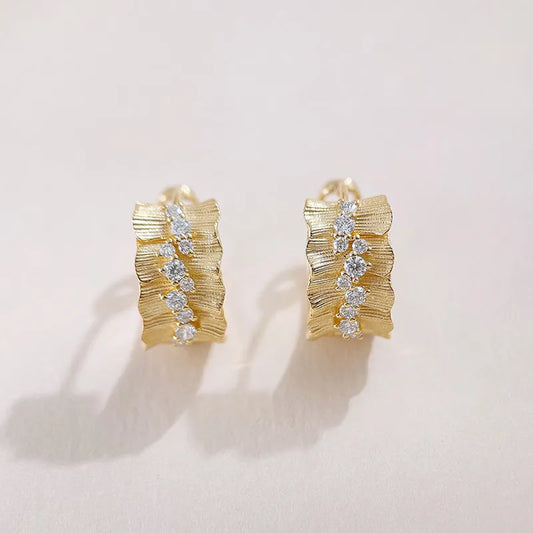 0.34 ctw Minimalist Round-Cut Lab-Grown Diamond Ear Cuff in 18K Yellow Gold