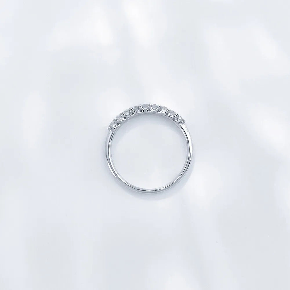 0.29 ctw Statement Round-Cut Lab-Grown Diamond Band in 18K White Gold – APYFR0003-W