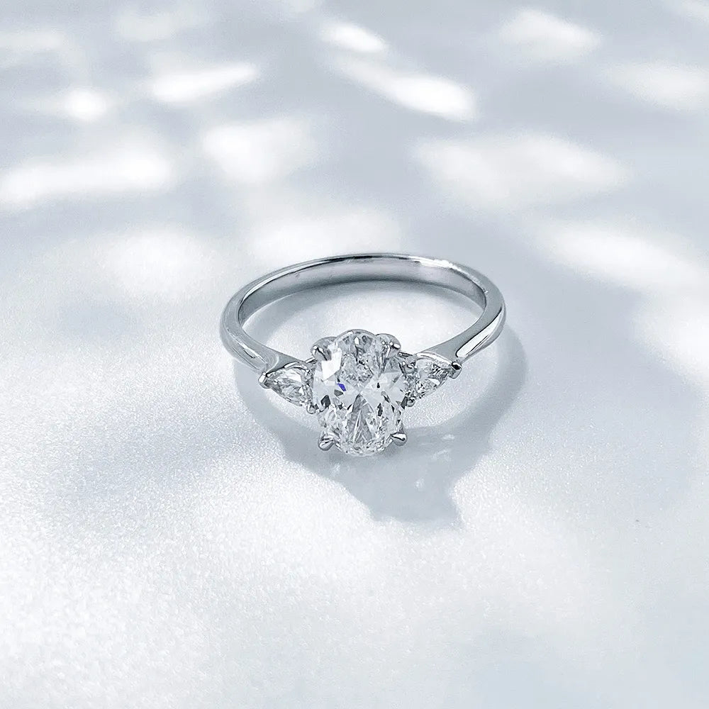 1.04 ct Oval-Cut Lab-Grown Diamond Three-Stone Ring in 18K White Gold – APYFR0008-W