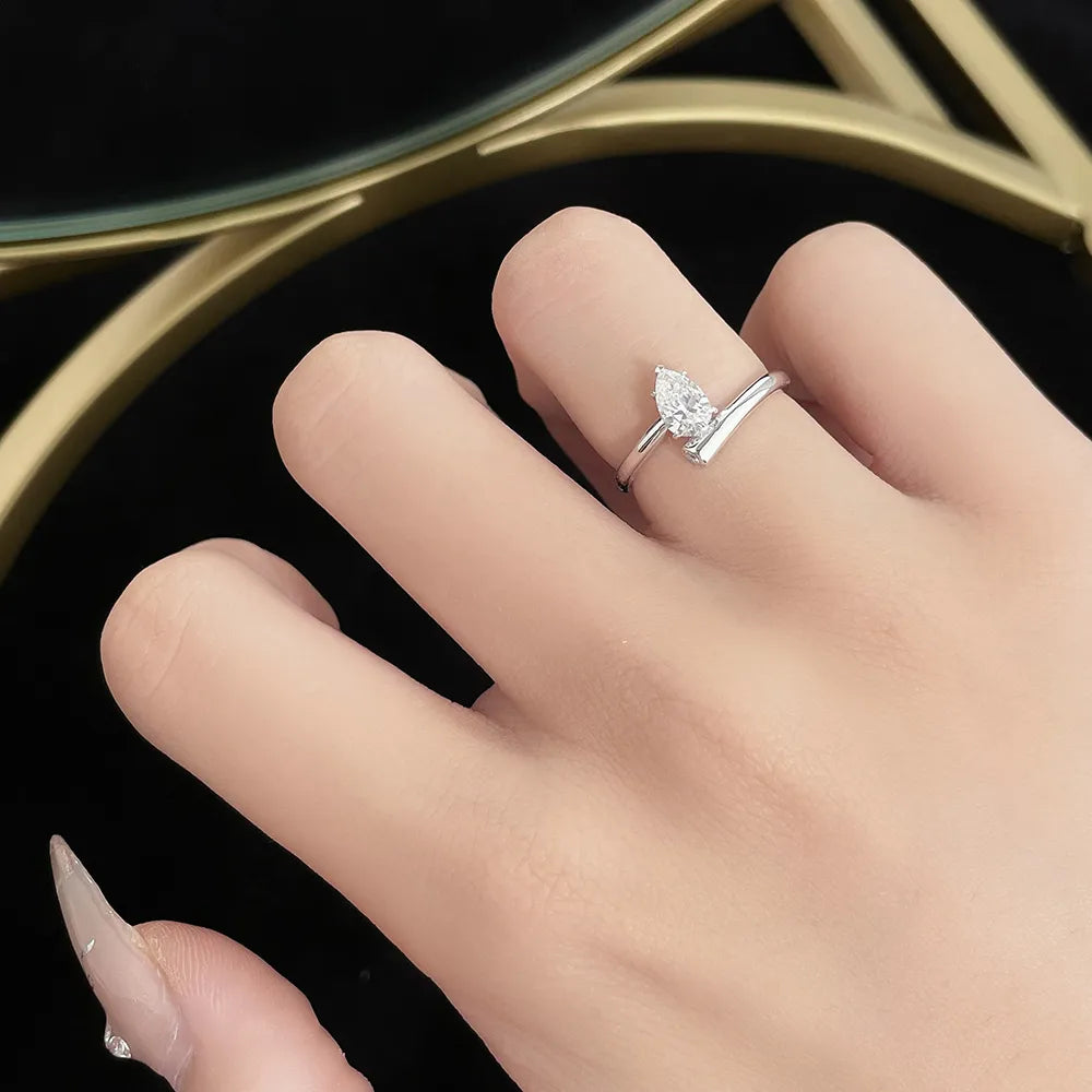 0.56 ct Minimalist Pear-Cut Lab-Grown Diamond Ring in PT950 Platinum