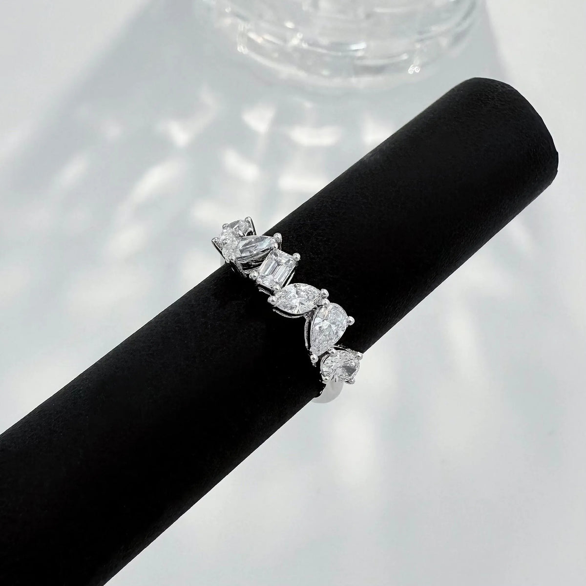 1.04 ctw Mixed-Cut Lab-Grown Diamond Band in PT950 Platinum – APYFR0020-PT