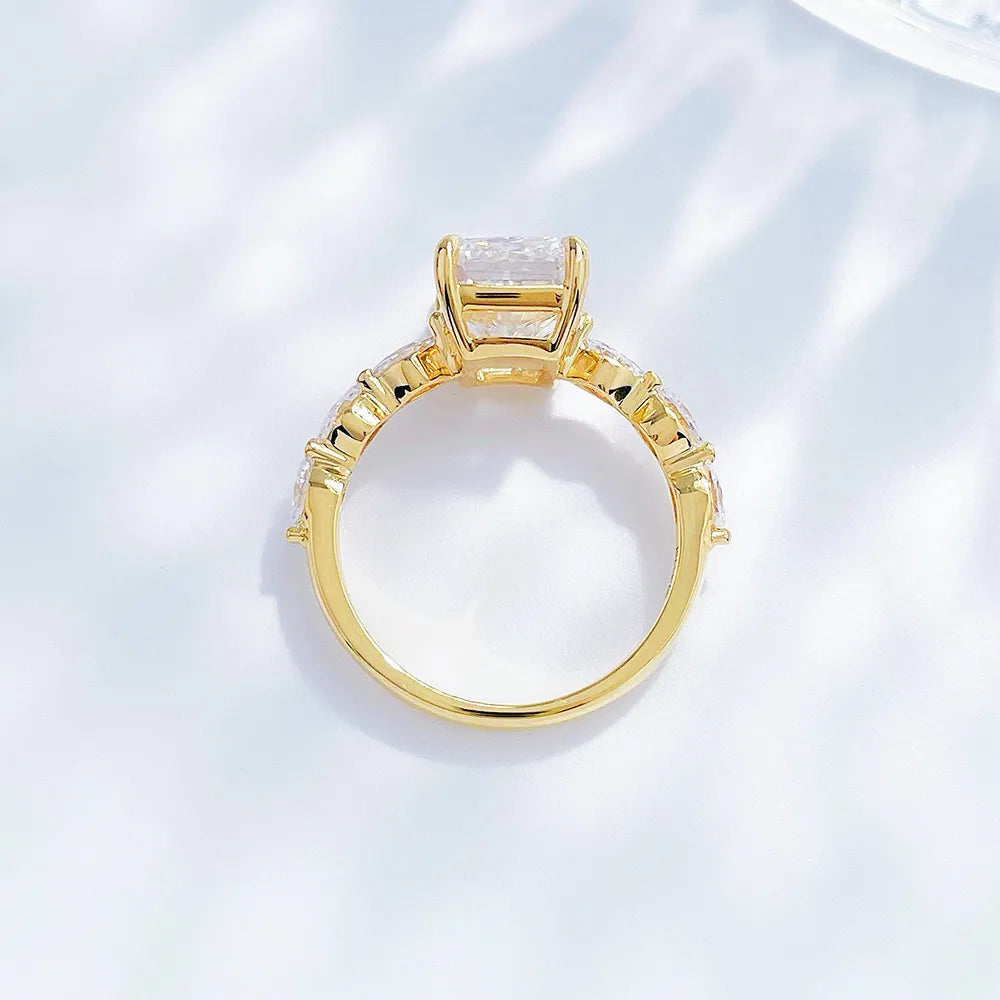 3.08 ct Four-Prong Radiant-Cut Lab-Grown Diamond Ring in 18K Yellow Gold – APYFR00213-Y
