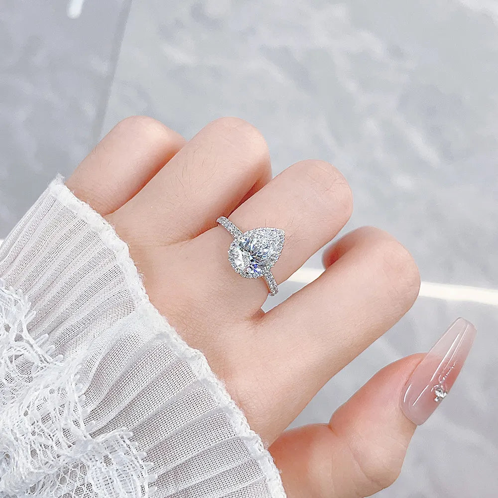 1.07 ct Statement Pear-Cut Lab-Grown Diamond Ring in PT950 Platinum