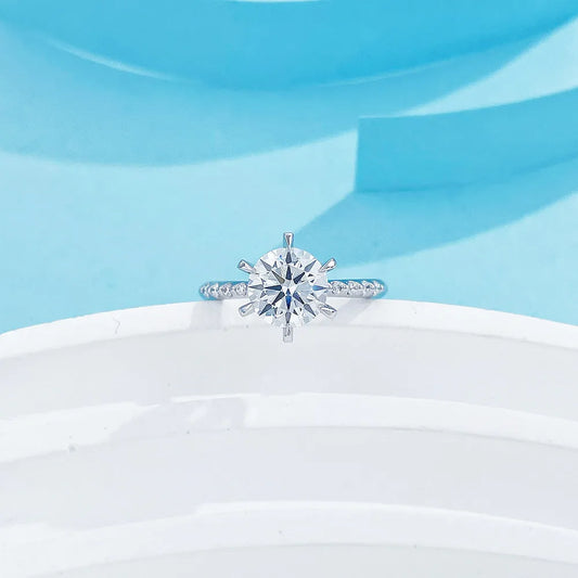 1.57 ct Six-Prong Round-Cut Lab-Grown Diamond Ring in PT950 Platinum