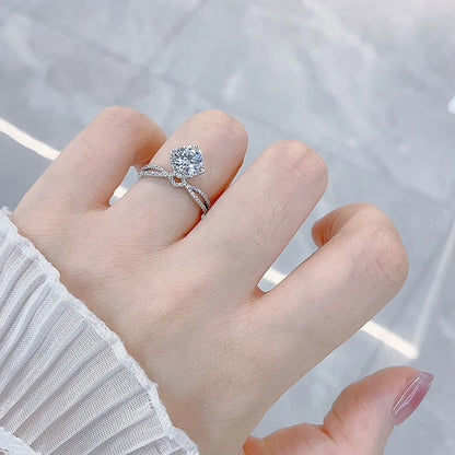1.04 ct Crown Round-Cut Lab-Grown Diamond Ring in PT950 Platinum