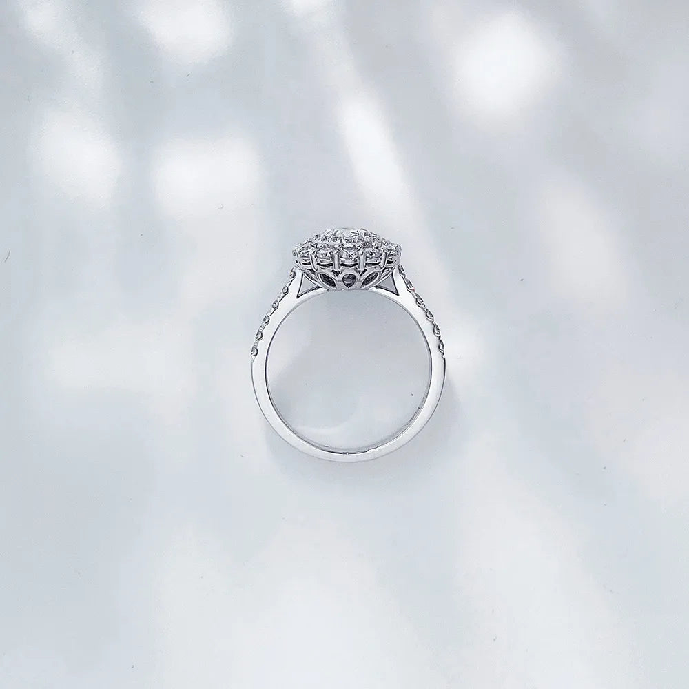 0.42 ct Vintage Four-Prong Oval-Cut Lab-Grown Diamond Ring in PT950 Platinum