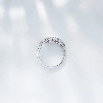 1.12 ctw Vintage Round-Cut Lab-Grown Diamond Band in PT950 Platinum