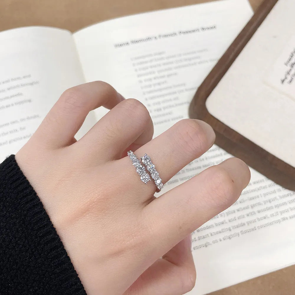 1.12 ctw Vintage Round-Cut Lab-Grown Diamond Band in PT950 Platinum