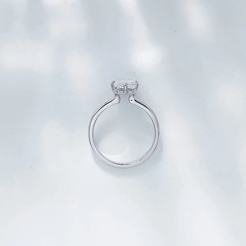 1 ct Minimalist Four-Prong Emerald-Cut Lab-Grown Diamond Ring in PT950 Platinum – APYFR0066-PT