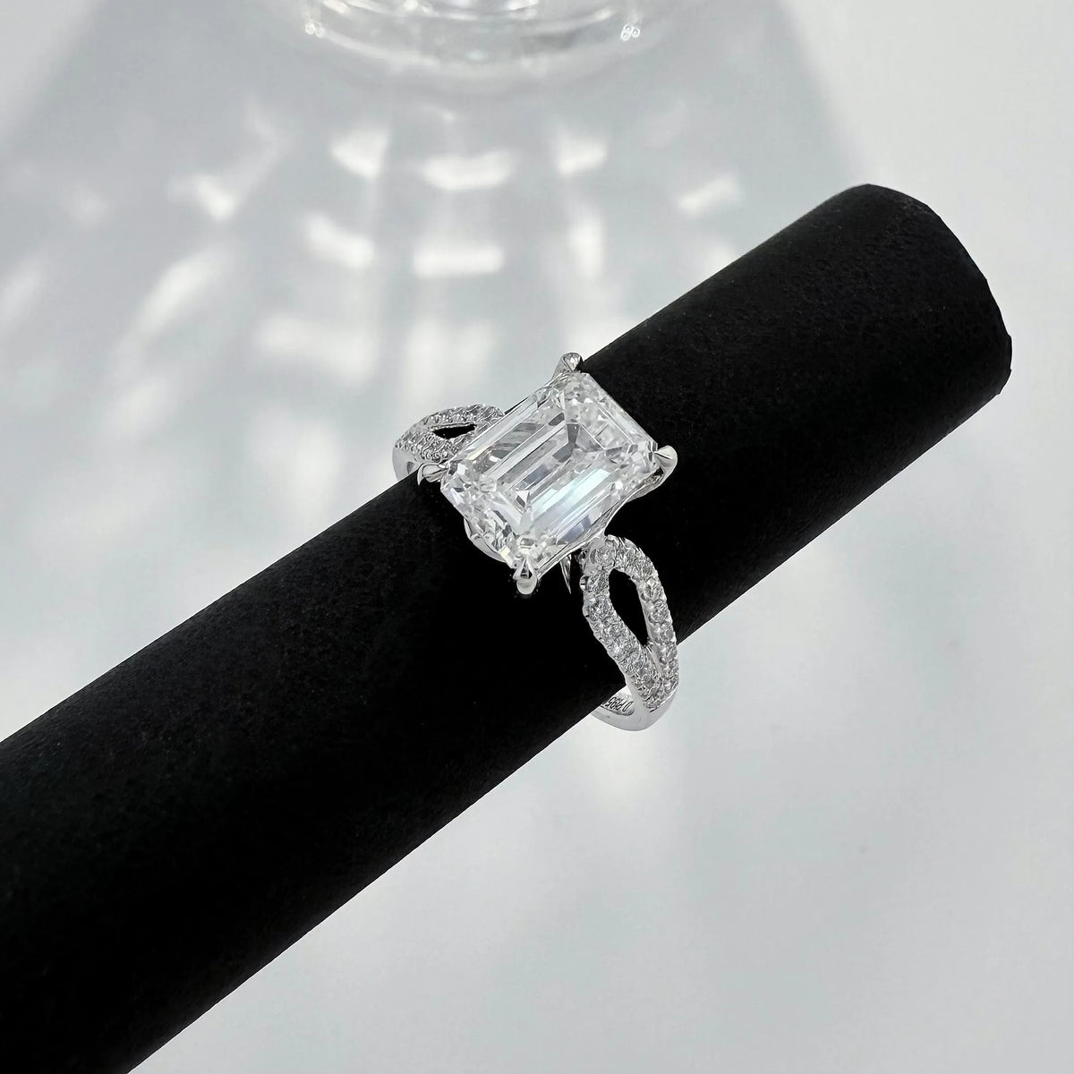 3.03 ct Minimalist Four-Prong Emerald-Cut Lab-Grown Diamond Ring in PT950 Platinum – APYFR0080-PT