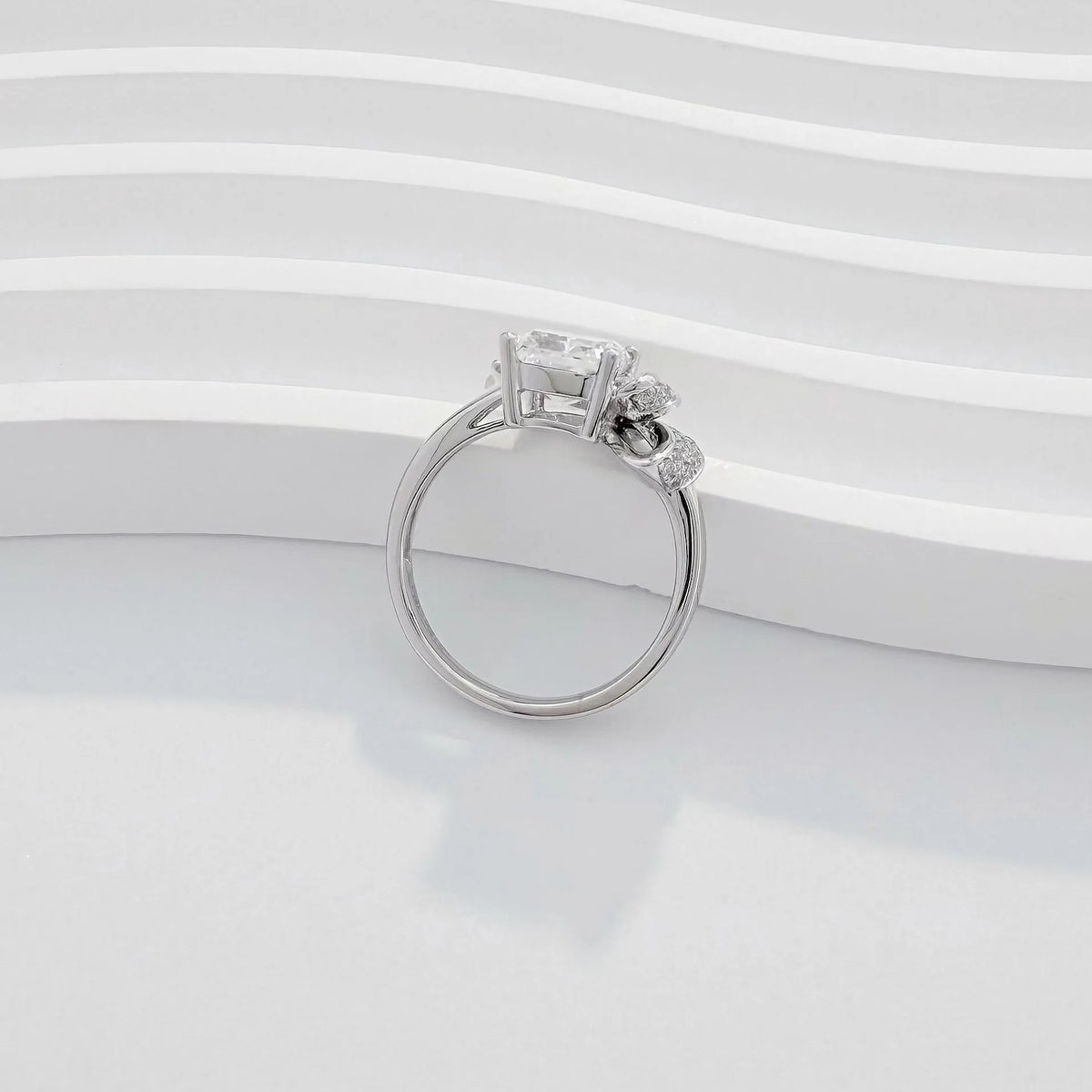 2.61 ct Bow Radiant-Cut Lab-Grown Diamond Ring in PT950 Platinum